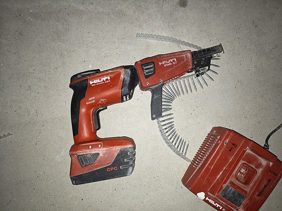Product image 1 of 2