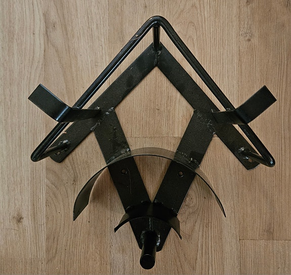 Product image 1 of 2