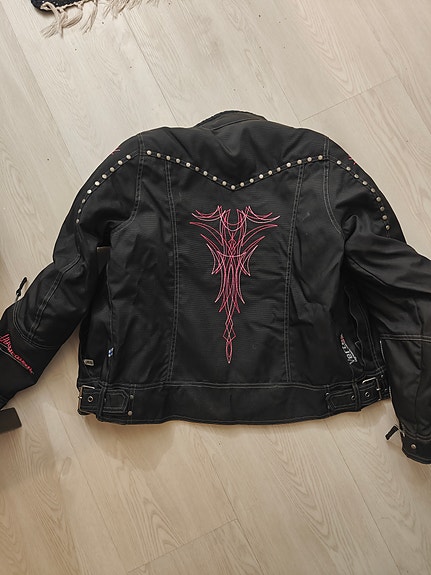 Product image 9 of 11