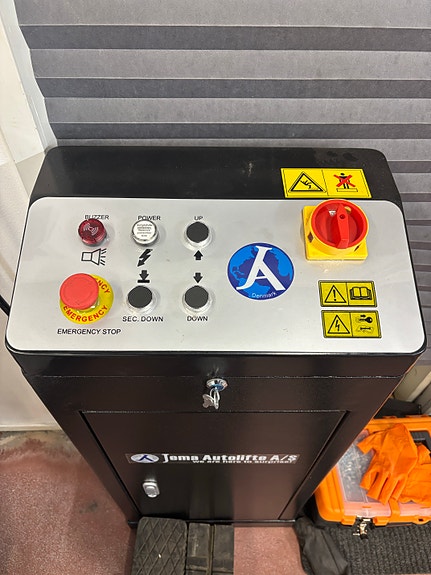 Product image 7 of 9