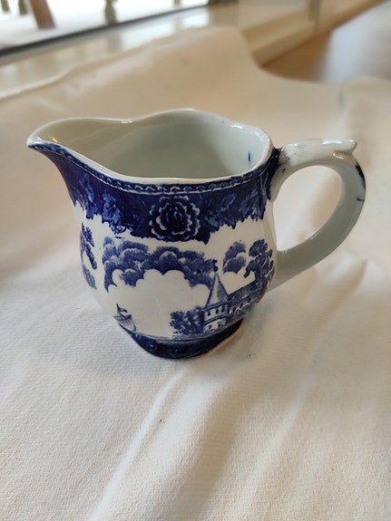 Product image 1 of 4