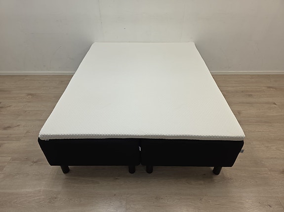 Product image 1 of 9
