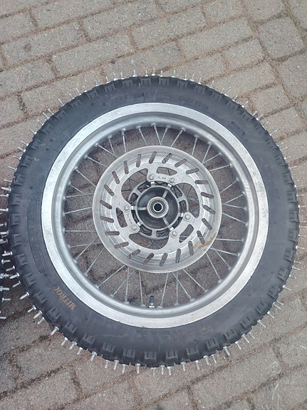 Product image 1 of 4