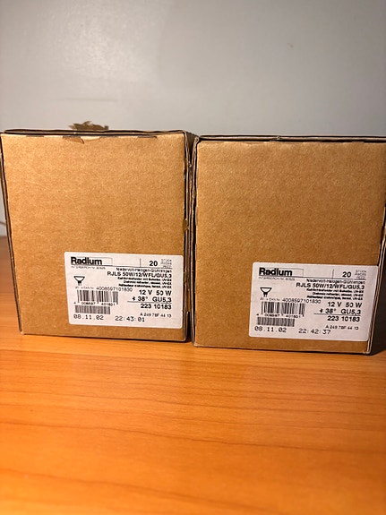 Product image 1 of 3
