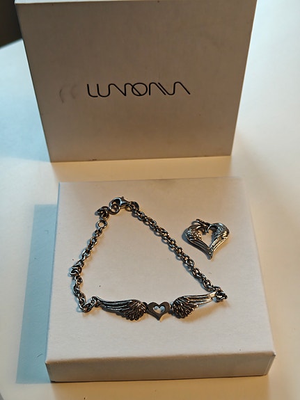 Product image 1 of 6