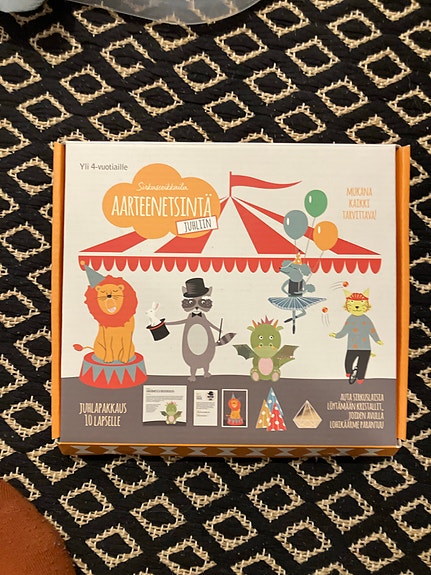 Product image 1 of 4
