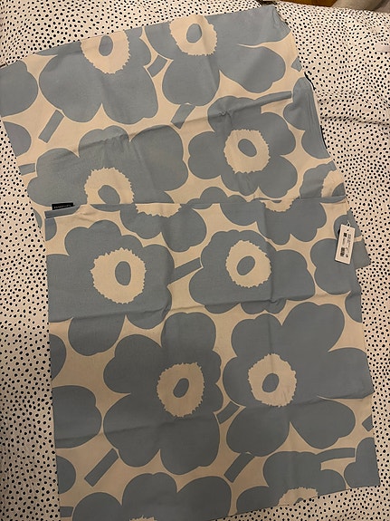 Product image 1 of 7
