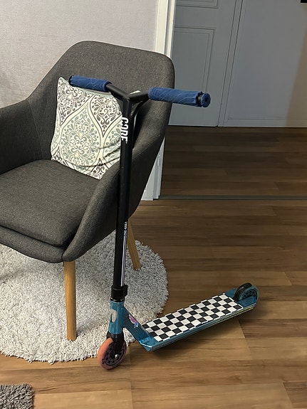 Product image 1 of 5