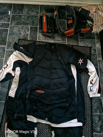 Product image 2 of 15
