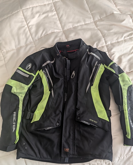 Product image 1 of 4