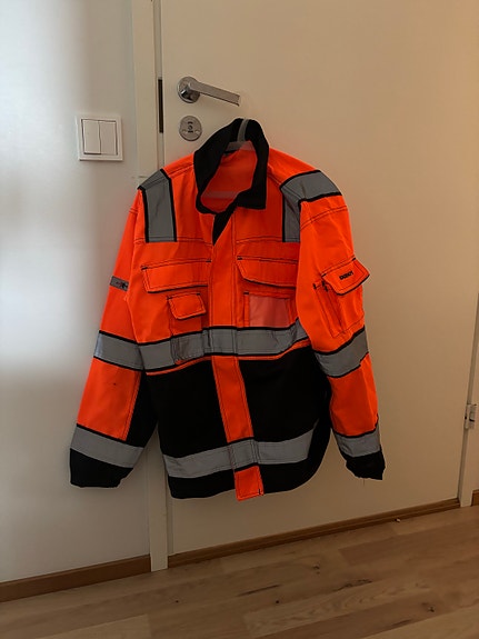 Product image 1 of 7