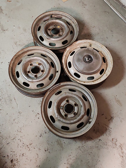 Product image 1 of 3