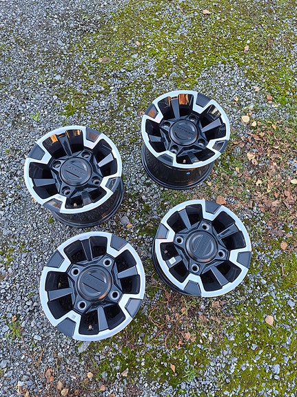 Product image 1 of 3