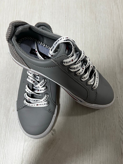 Product image 1 of 9