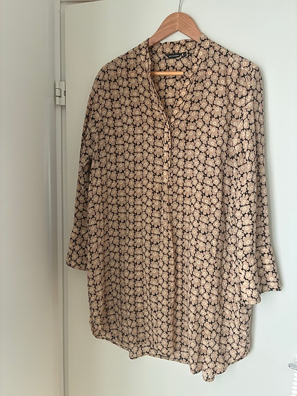 Product image 1 of 9