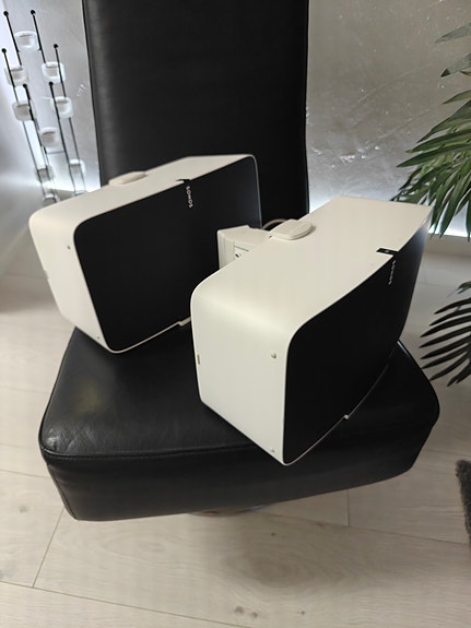 Product image 1 of 8