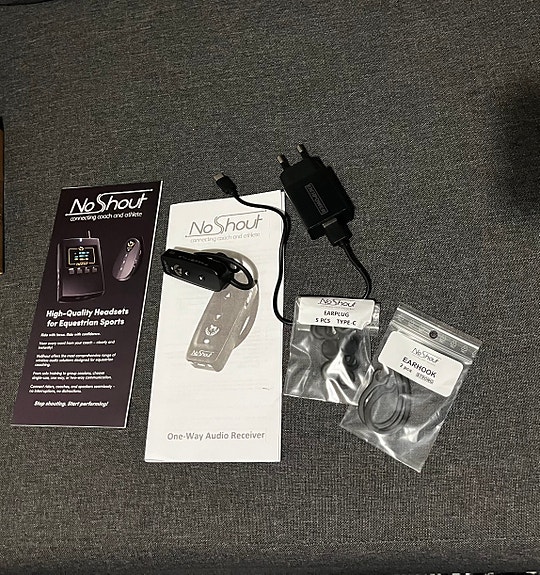 Product image 1 of 3