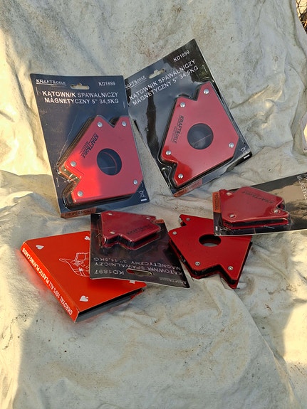 Product image 1 of 2