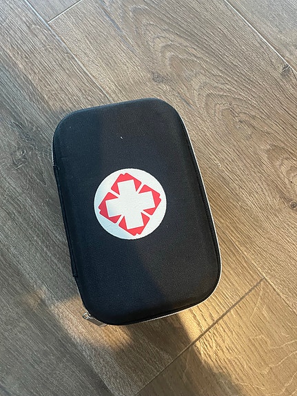 Product image 1 of 2