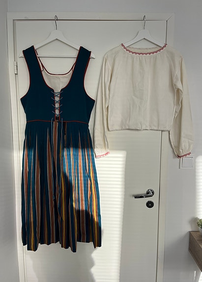 Product image 1 of 6