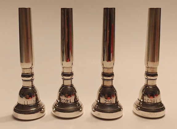 Product image 1 of 6
