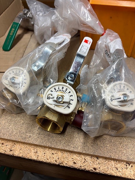 Product image 1 of 5