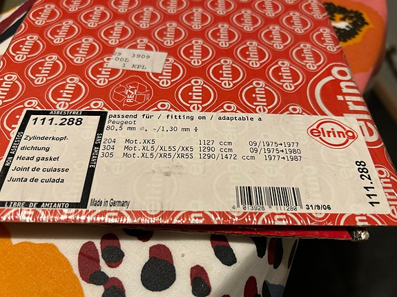 Product image 1 of 2