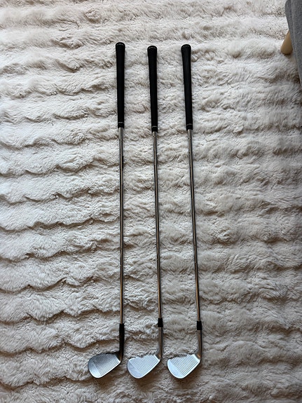 Product image 1 of 8