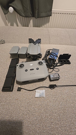 Product image 1 of 3