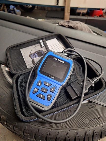Product image 1 of 6