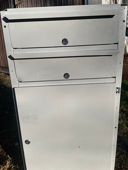 Product image 1 of 3