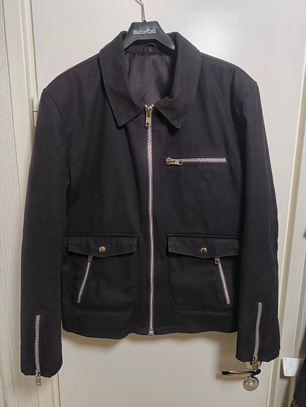 Product image 1 of 7