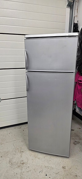 Product image 1 of 8