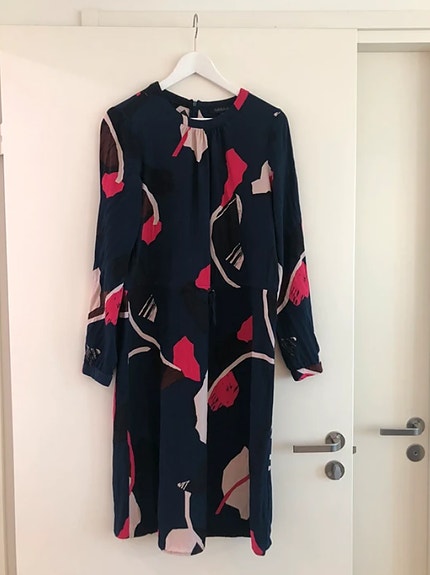 Product image 1 of 7