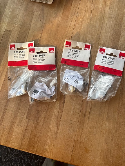 Product image 1 of 3