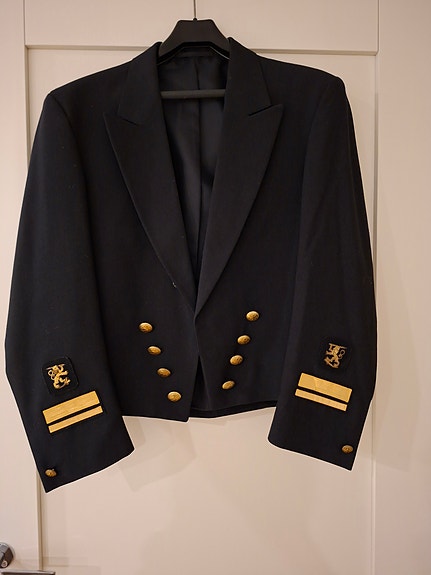 Product image 1 of 3