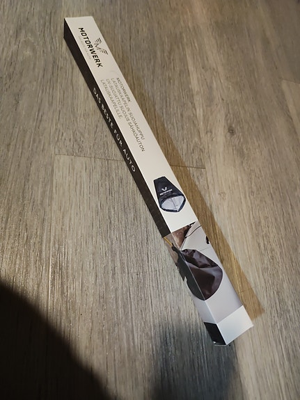 Product image 1 of 5
