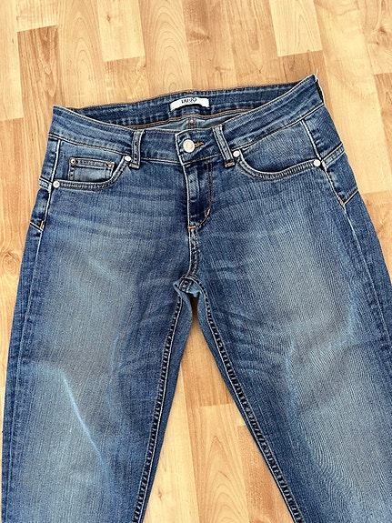 Product image 1 of 10
