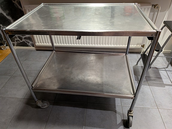 Product image 1 of 2