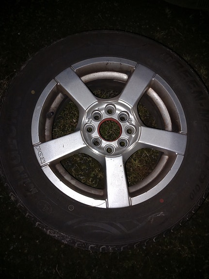 Product image 1 of 3