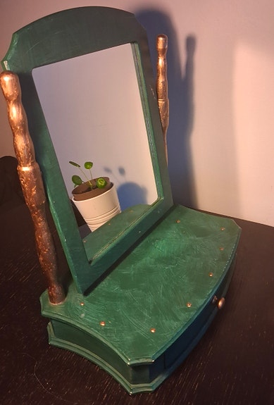 Product image 1 of 2