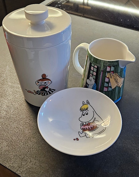 Product image 1 of 2