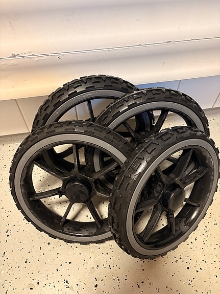 Product image 1 of 4