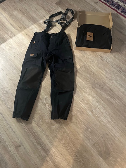 Product image 1 of 6
