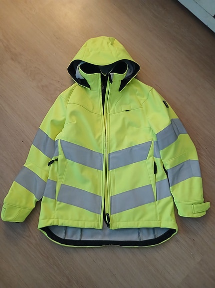 Product image 1 of 4