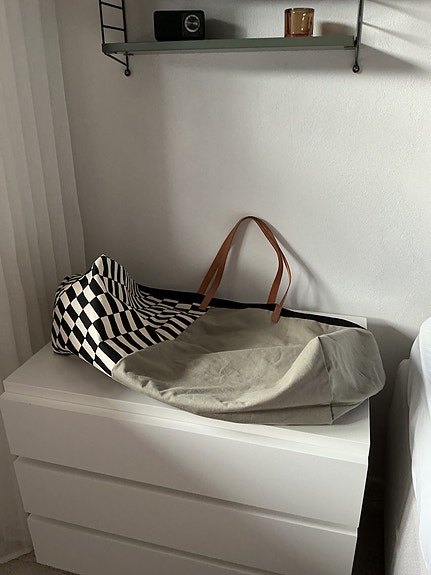Product image 1 of 7