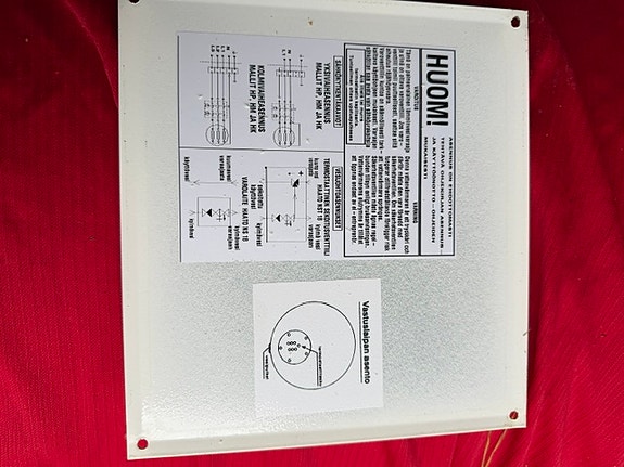Product image 1 of 4