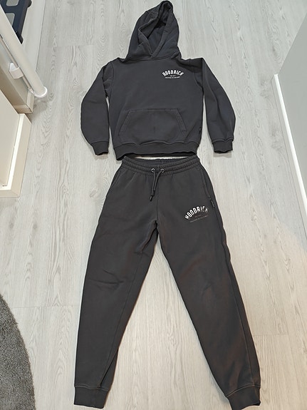 Product image 1 of 7