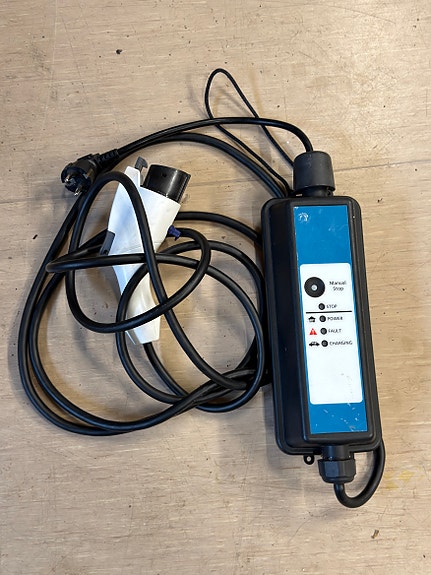 Product image 1 of 3