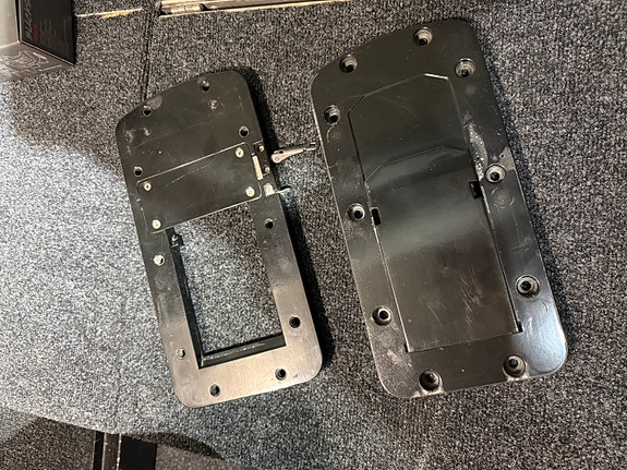 Product image 1 of 3